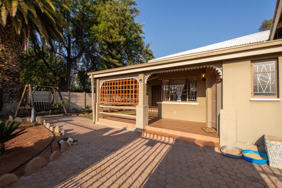 5 Bedroom Property for Sale in Middelpos Northern Cape